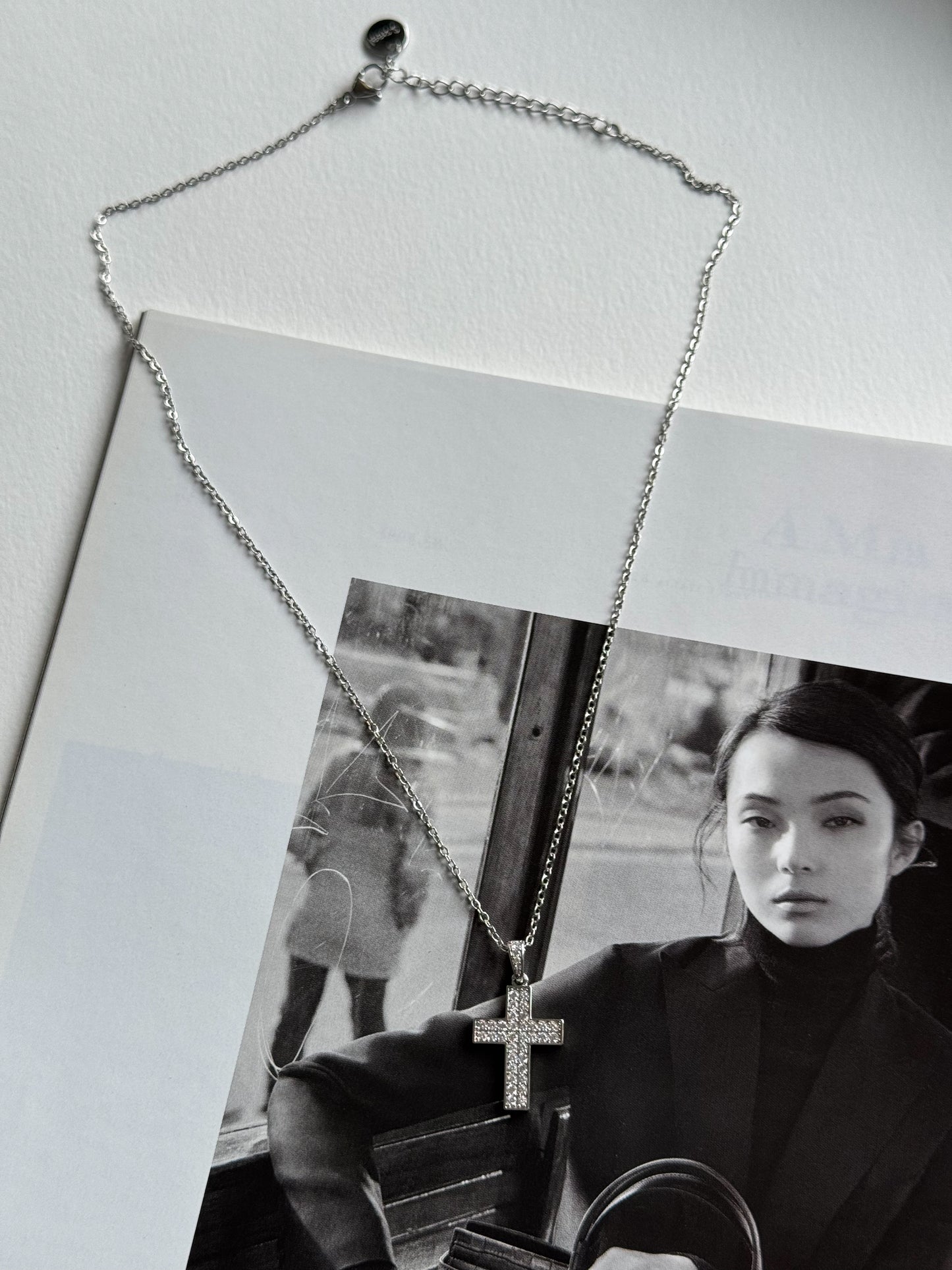 Cross necklace silver