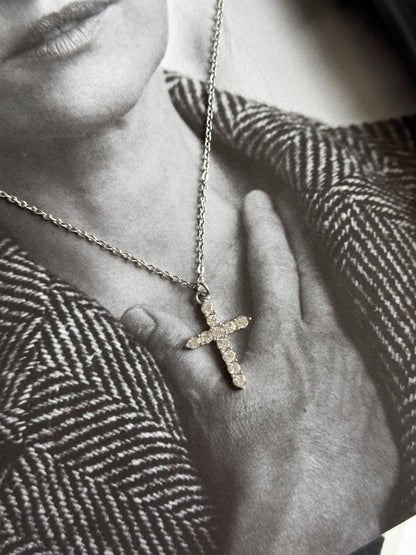 Cross necklace silver