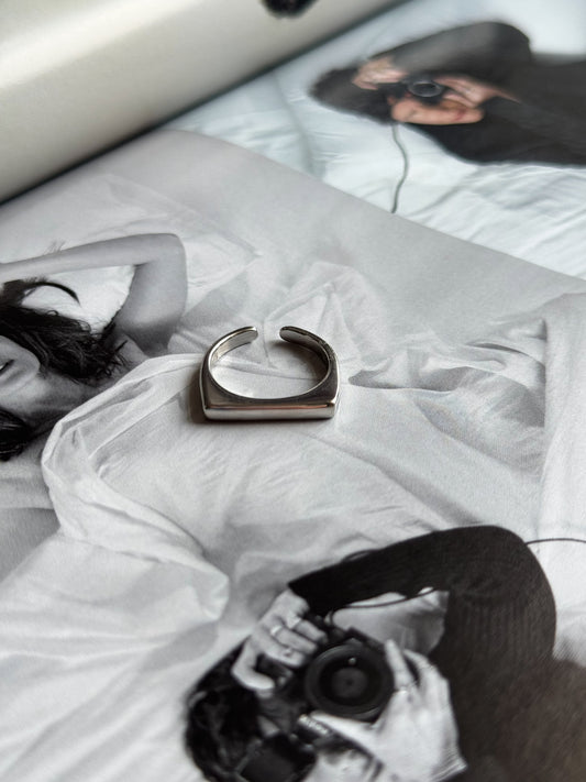 Geometric ring silver