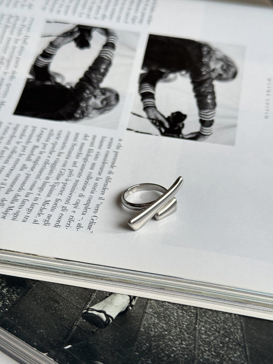 Lines ring silver