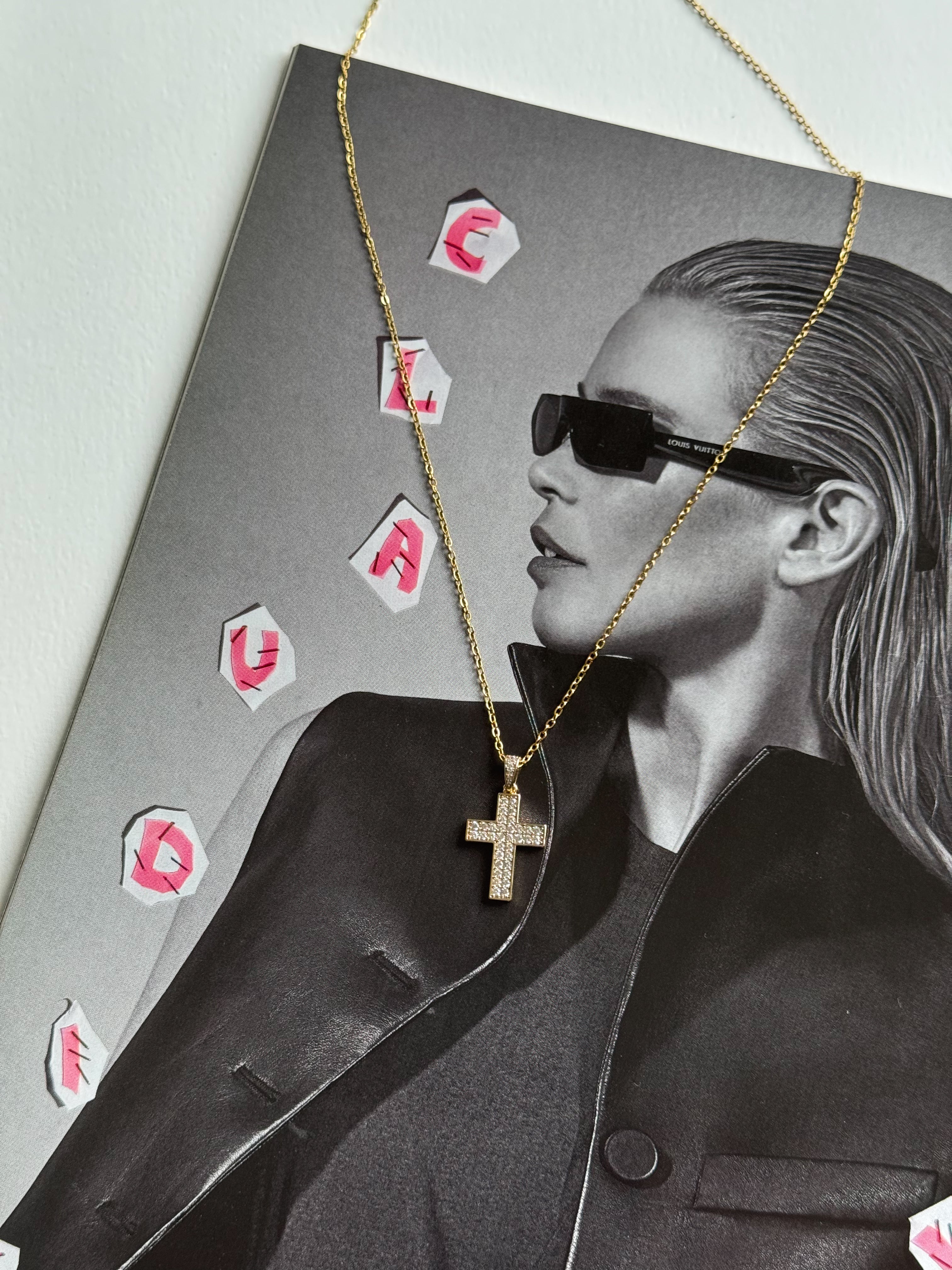Cross necklace golden