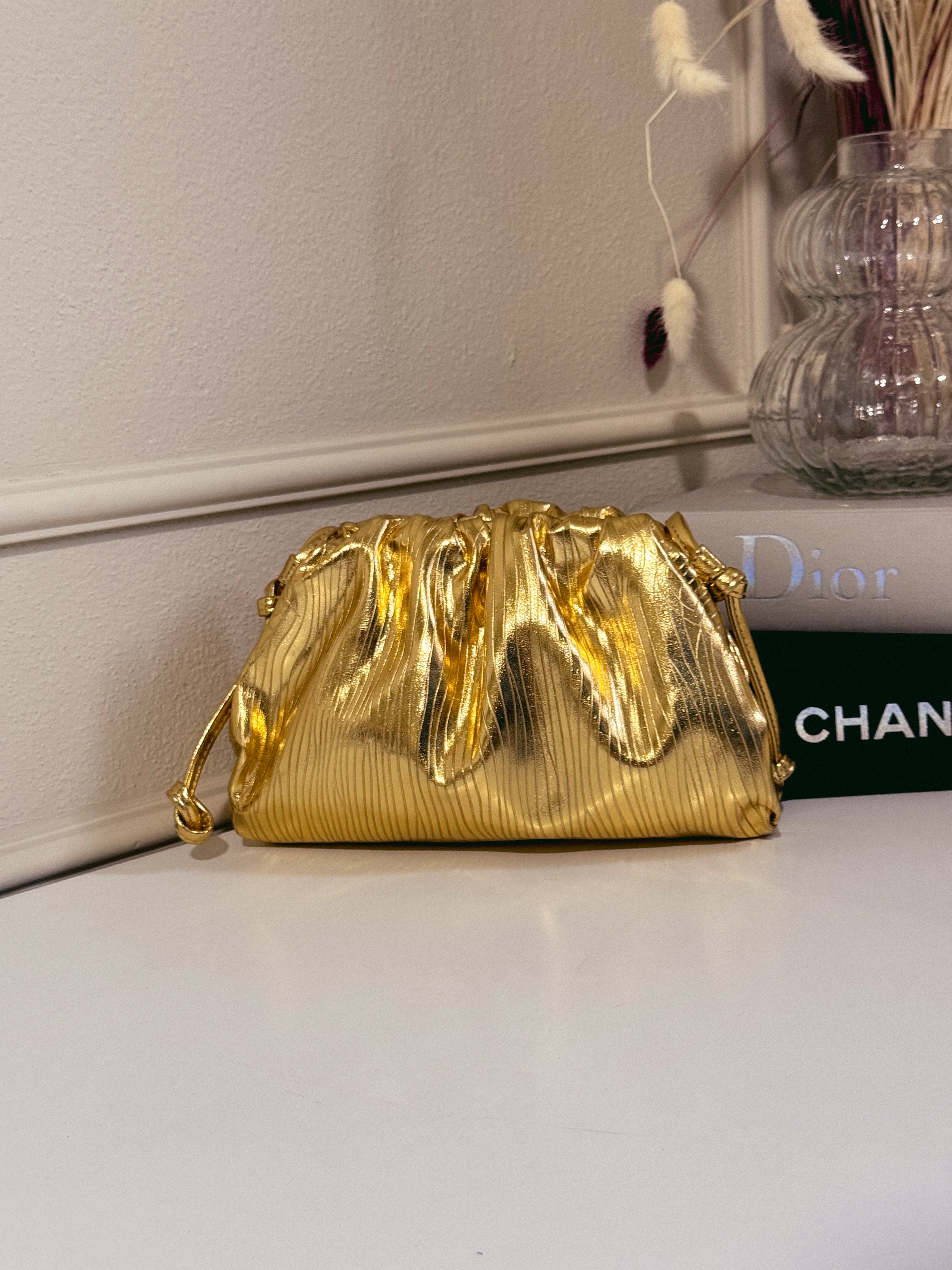 Nora bag golden lines