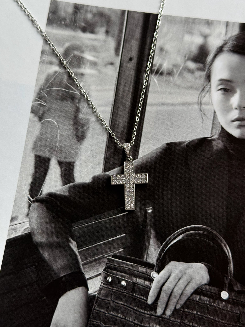 Cross necklace silver