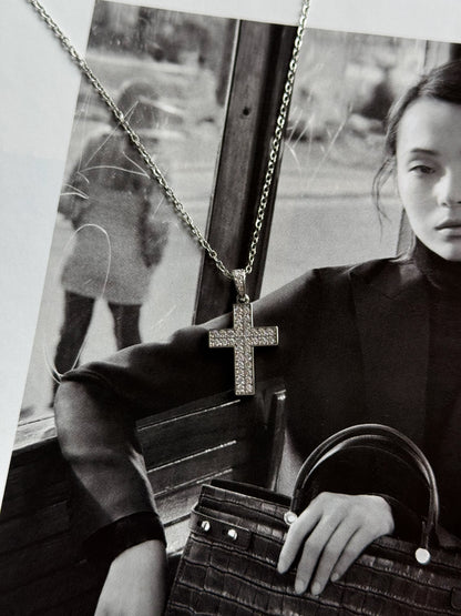 Cross necklace silver