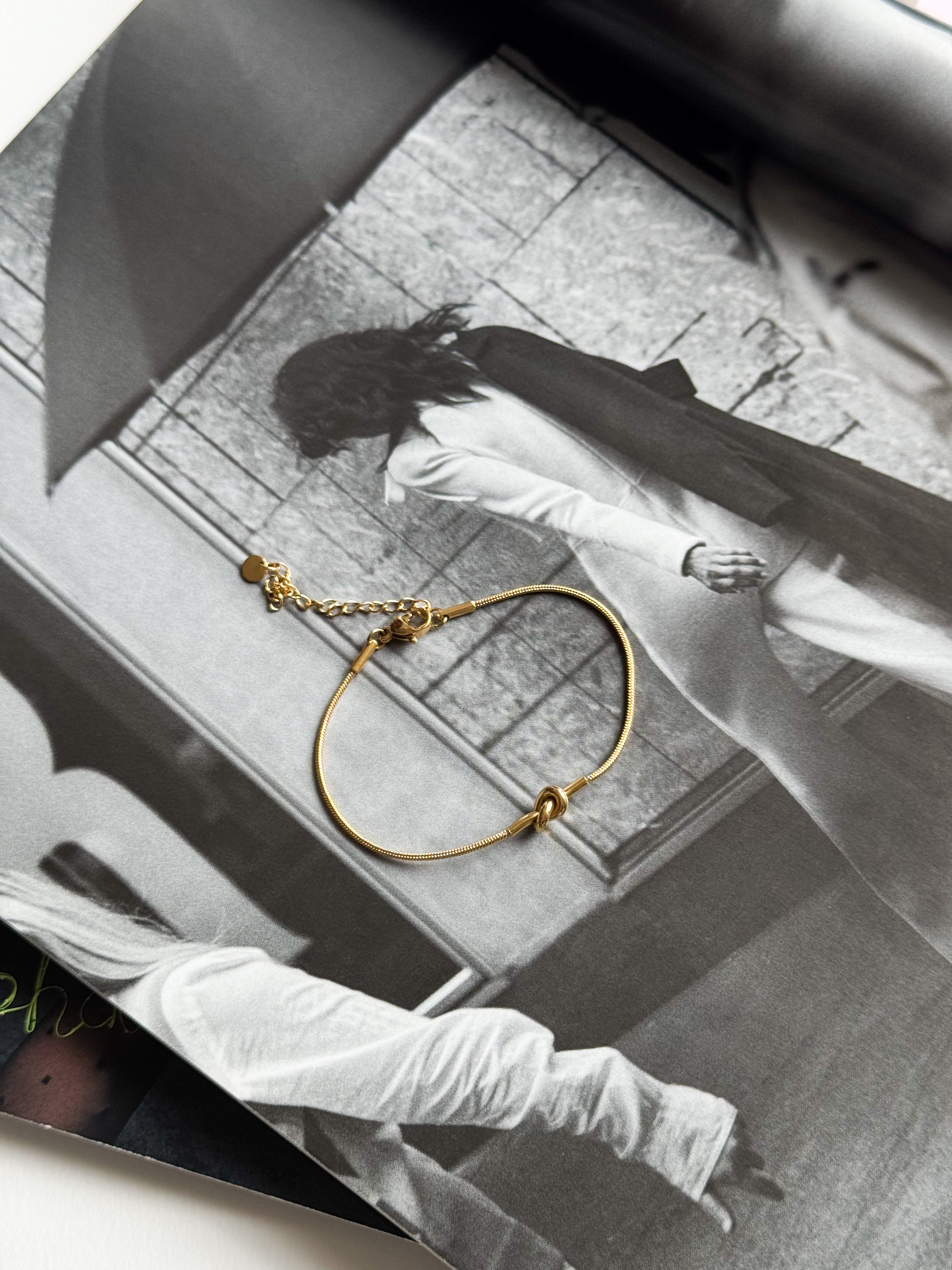 Promise bracelet golden