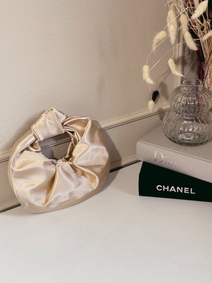 Satin bag cream