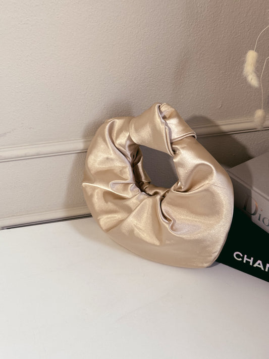Satin bag cream