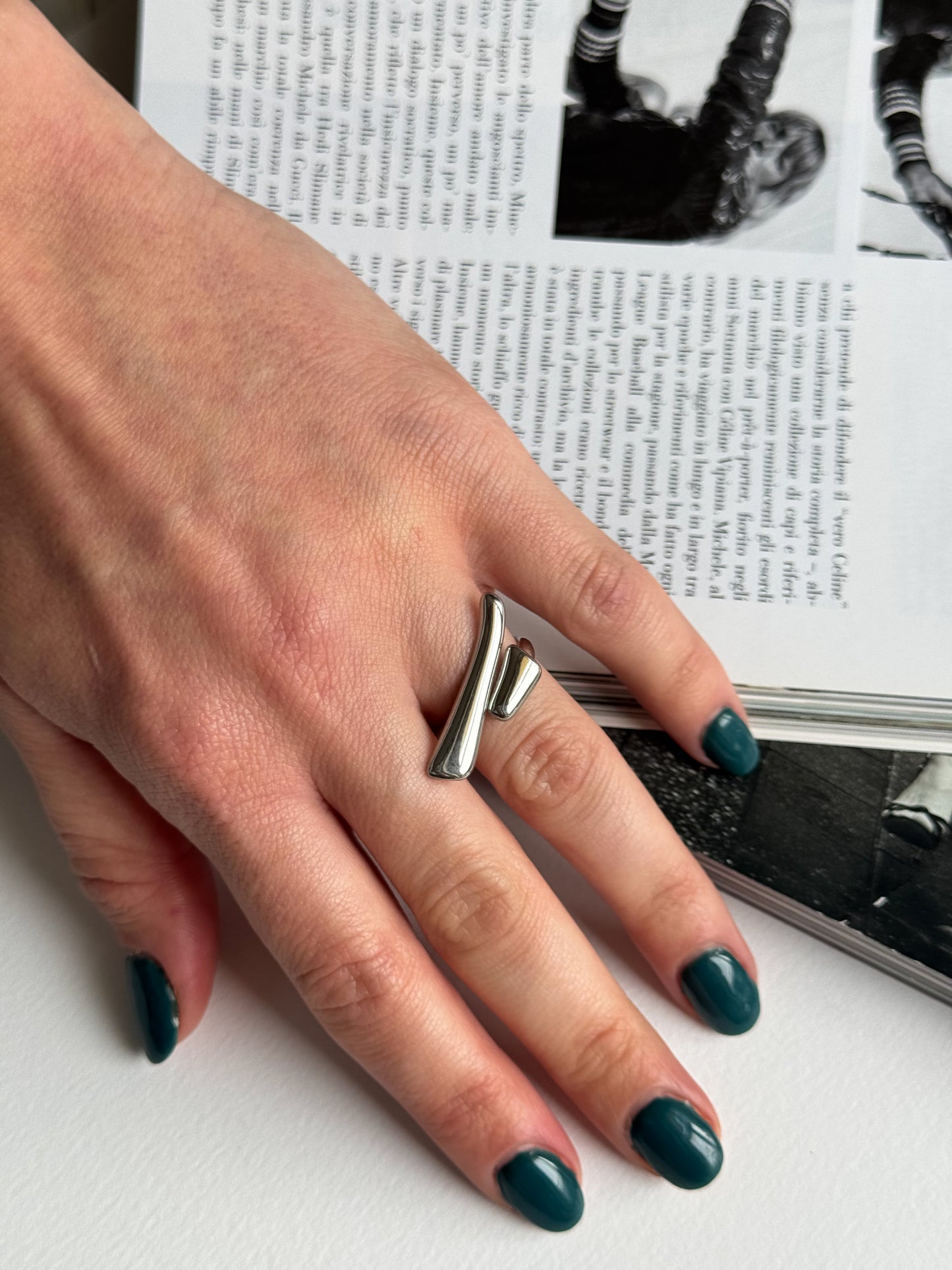 Lines ring silver
